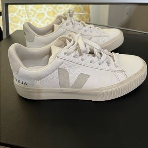 Veja Campo Sneaker US 7/Eur 38